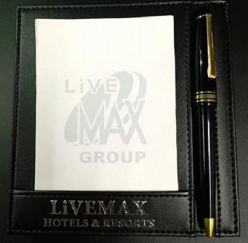Hotel Livemax Osaka Namba Exterior photo